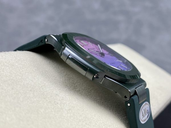 Patek Philippe Nautilus Bracelet Vert Cadran Violet 5711 Montre 40MM – Image 3