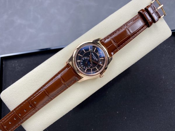 Réplique Patek Philippe Complications Or Rose 5205R 011 Montre Homme 40mm – Image 3