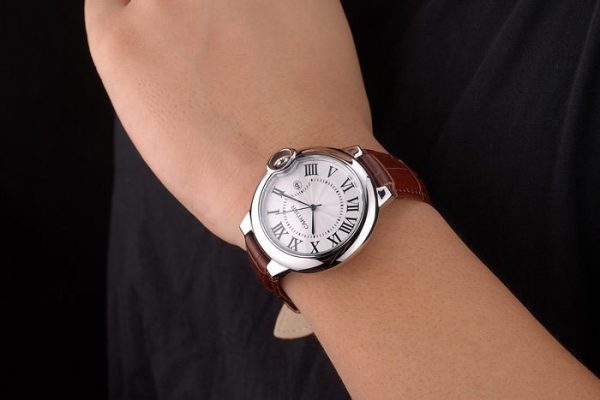 Cartier Répliques de Montres 3817 – Image 2