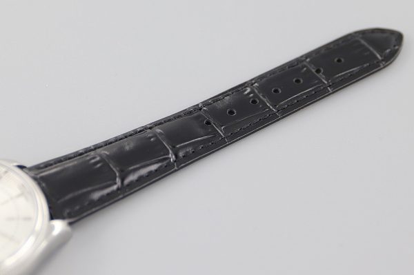 Rolex Cellini Date 50519 Bracelet Noir Cadran Argent 39mm Montre Réplique Homme – Image 4