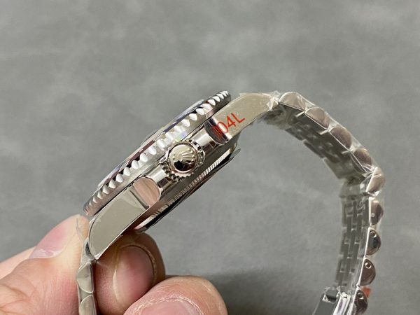 Rolex GMT-Master II 126710BLRO Acier Inox Cadran Noir 40MM Montre Réplique Homme – Image 4