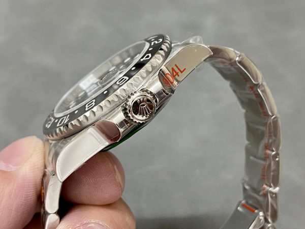 Rolex GMT-Master II 40mm Lunette Noire 116710LN Montre Homme – Image 4