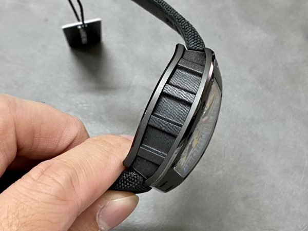 Richard Mille RM 68-01 Tourbillon Cyril Kongo Fibre de Carbone Noire – Image 7