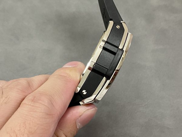 642.NX.0170.RX Hublot Spirit of Big Bang Titane 42mm Montre Réplique – Image 7