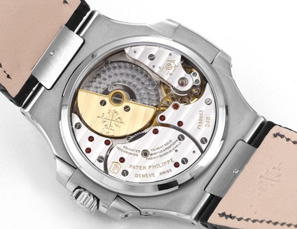 Patek Philippe Nautilus Phases de Lune Or Rose & Or Blanc Cadran Bleu Ardoise Soleil 5712GR 001 – Image 4