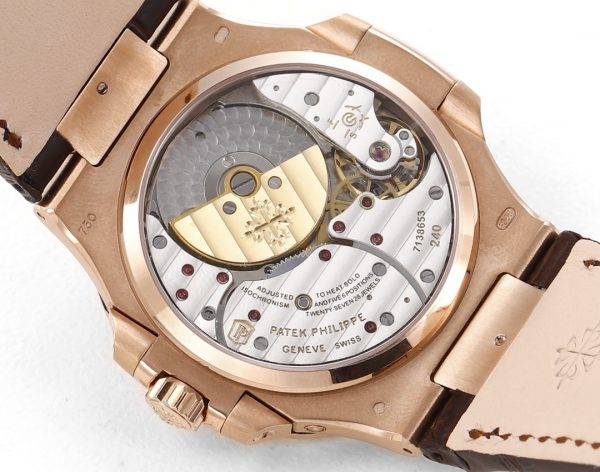Patek Philippe Nautilus Phases de Lune Or Rose & Or Blanc Cadran Brun Soleil 5712GR 001 – Image 4