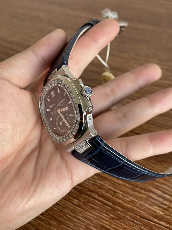 Patek Philippe Nautilus Phases de Lune Noir 5724G 001 40mm – Image 5