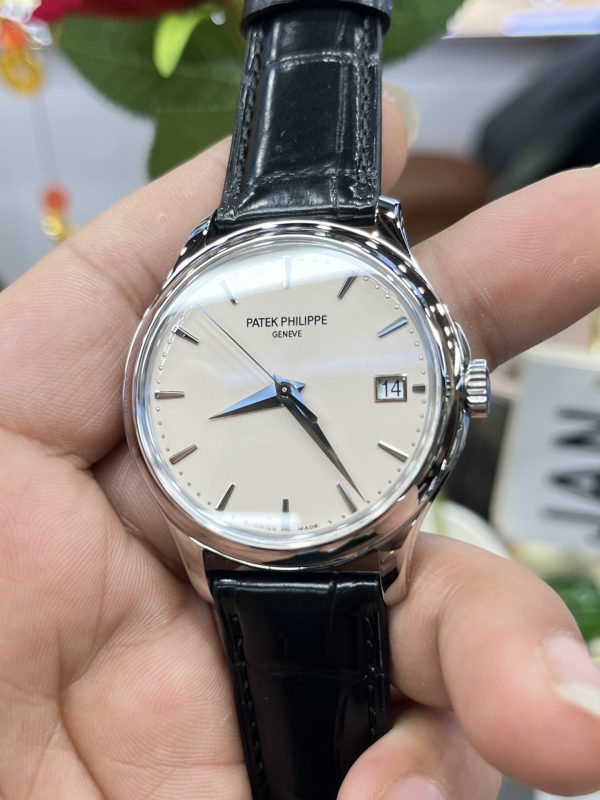 Réplique Patek Philippe Calatrava 5227G 001 Montre Homme 40MM – Image 3