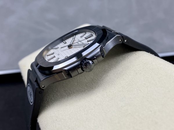 Patek Philippe Nautilus Boîtier Titane Cadran Blanc 5711 Montre 40MM – Image 5