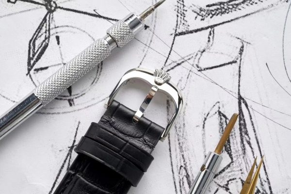 Rolex Cellini Dual Time 50529 Cadran Soleil Argent Bracelet Cuir Brun 39mm Montre Réplique Homme – Image 2