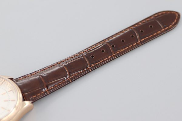 Rolex Cellini Date Or Rose Bracelet Cuir Crocodile Cadran Argent 50515 39mm Montre Réplique Homme – Image 4