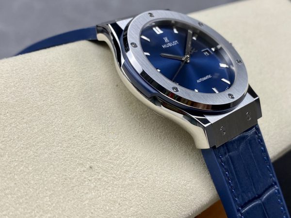 542.NX.7170.LR Hublot Classic Fusion Automatique Bleu – Image 6