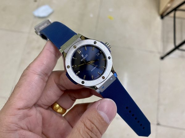 Hublot Classic Fusion 565.NX.1171.RX 38 mm Femme – Image 4