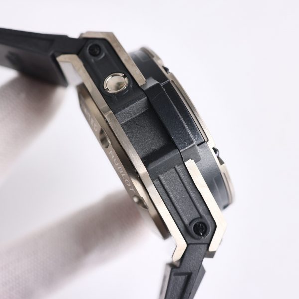 Hublot King Power 731.NX.1190.RX 48mm – Image 9
