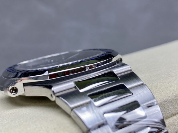 Patek Philippe Nautilus 5711 111P 001 Montre Réplique 40MM – Image 4