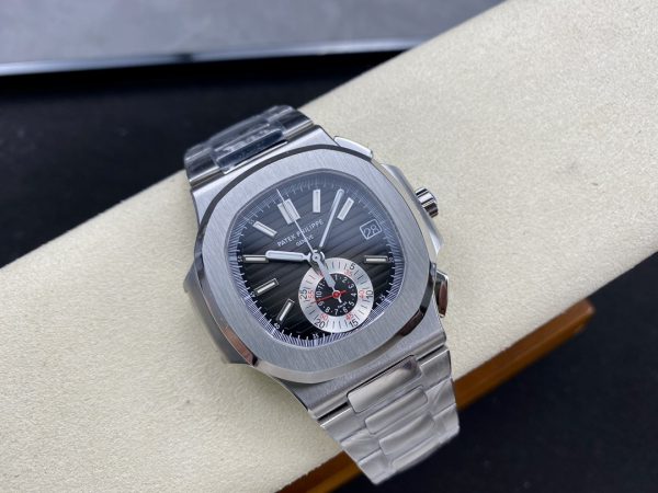 Patek Philippe Nautilus Chronographe Acier Inoxydable Cadran Noir 5980 1A 014 – Image 4