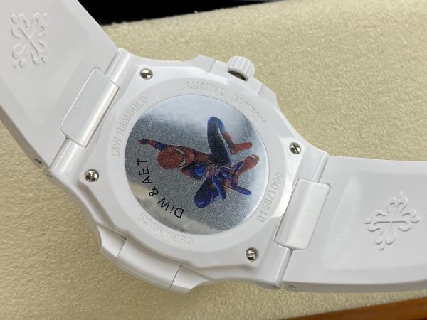 Patek Philippe Nautilus Rose & Violet 5711 Montre 40MM – Image 4