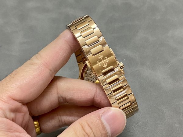Réplique Patek Philippe Nautilus 7118 1R 001 Montre Homme 40mm – Image 4