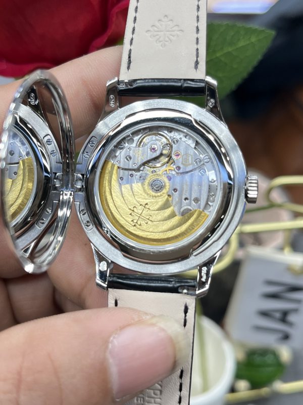 Réplique Patek Philippe Calatrava 5227G 001 Montre Homme 40MM – Image 8