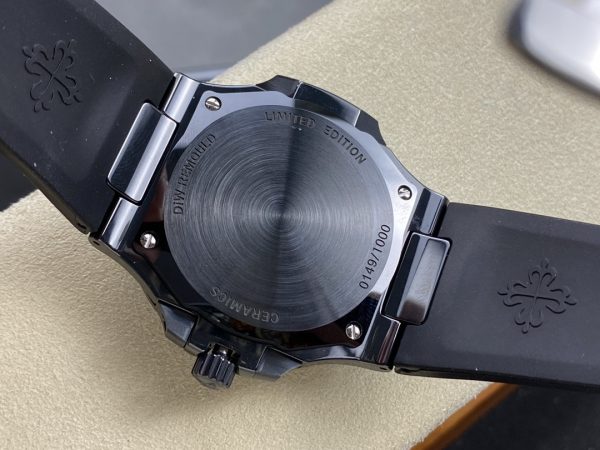 Patek Philippe Nautilus Boîtier Titane Cadran Blanc 5711 Montre 40MM – Image 4