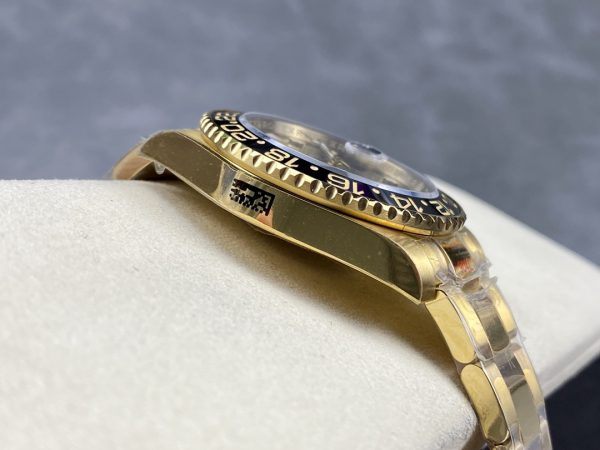 Rolex GMT Master II 40mm Cadran Noir 116718LN Or Jaune 18k Montre Homme – Image 4