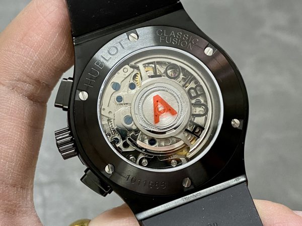 Hublot Classic Fusion 525.CM.0170.RX 45MM Montre Réplique – Image 3