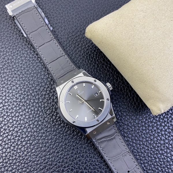 Hublot Classic Fusion 511.NX.7071.LR 45MM Cadran Gris Hommes – Image 9