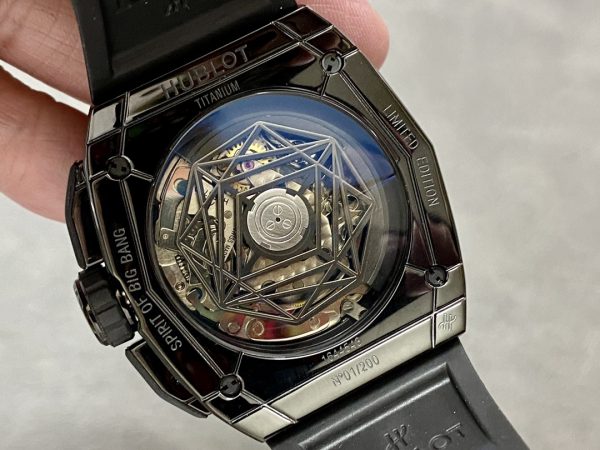 Hublot Spirit Of Big Bang 648.CX.0114.RX.MXM23 Montre Réplique – Image 9