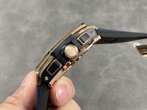 Hublot Spirit Of Big Bang Chronographe 642.OX.7180.RX 42MM Montre Réplique – Image 9