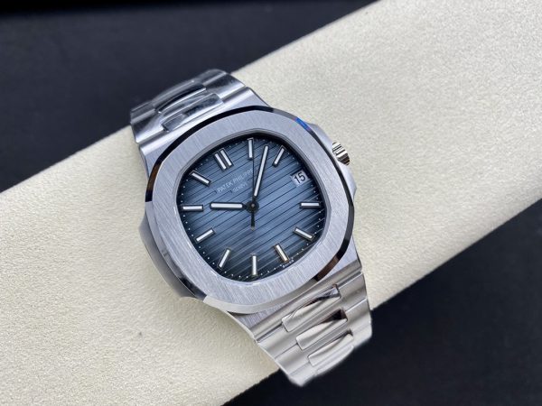 Réplique Patek Philippe Nautilus 5711 1A Cadran Bleu 40mm Montre Homme – Image 4
