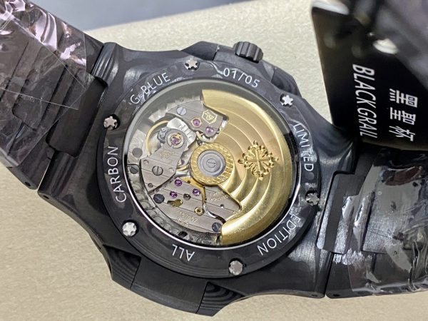Patek Philippe Nautilus Boîtier en fibre de carbone Cadran noir 5711 Montre 40MM – Image 4