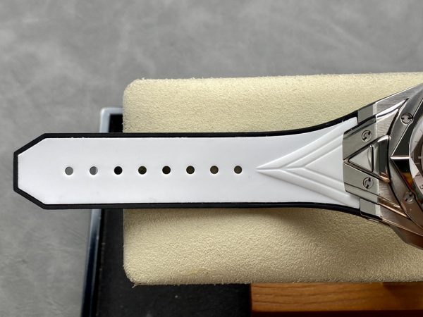 418.NX.2001.RX.1604.MXM20 Hublot Big Bang Titane – Image 3