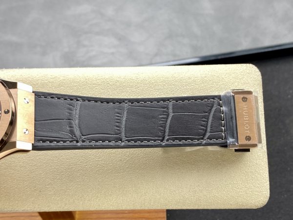 Hublot Classic Fusion 511.OX.7081.LR 45MM – Image 11