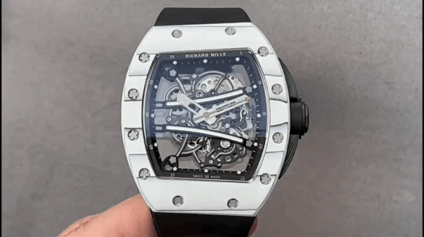 Richard Mille RM 61-01 Édition ultime Yohan Blake – Image 2