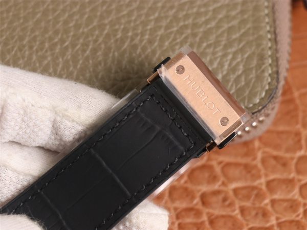 Hublot Classic Fusion Or King 542.OX.1181.LR 42mm – Image 10