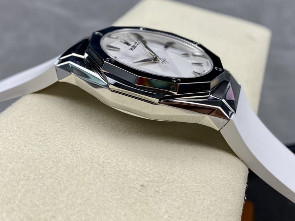 Hublot Classic Fusion 550.NS.2200.RW.ORL20 40 mm – Image 9