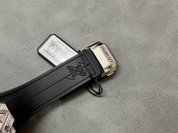 Hublot Spirit of Big Bang 648.NX.0107.RX.1604.MXM23 42mm – Image 9