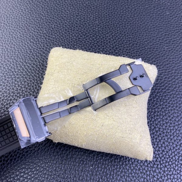 Hublot Square Bang 821.OM.0180.RX 44 mm – Image 3