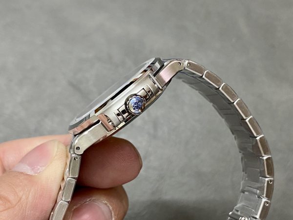 Patek Philippe Nautilus Femme Cadran Bleu et Gris 7118 1A 001 35,2mm – Image 10