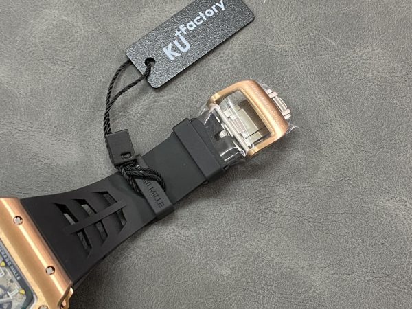 Richard Mille RM11-03 Carbone Chronographe Flyback Automatique Or rose – Image 10