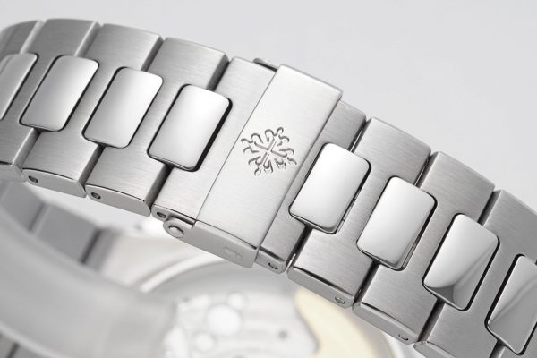 Patek Philippe Nautilus Chronographe Date Acier Inoxydable 5980 1A 019 – Image 10