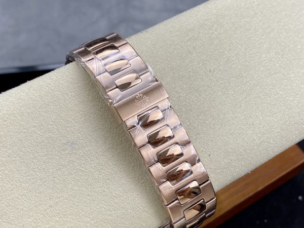Patek Philippe Nautilus Phases de Lune Or Rose Cadran Noir 5712 1R 001 40MM – Image 10