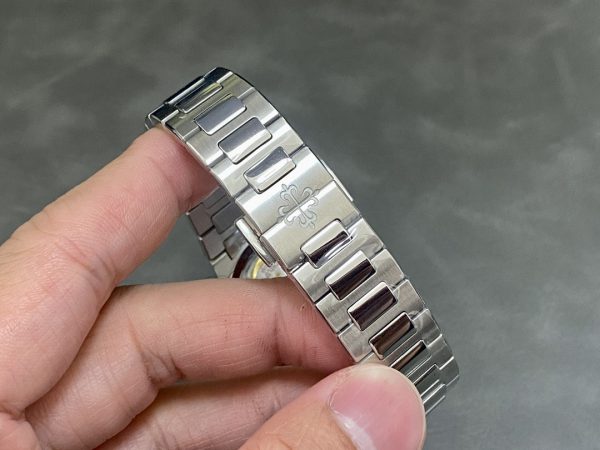 Réplique Patek Philippe Nautilus 7118 1200A 011 Acier Inoxydable Montre Homme 40mm – Image 3