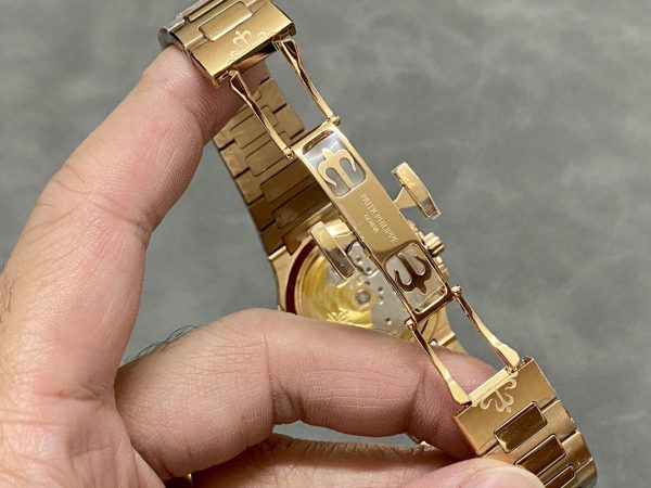Réplique Patek Philippe Nautilus 7118 1R 001 Montre Homme 40mm – Image 10