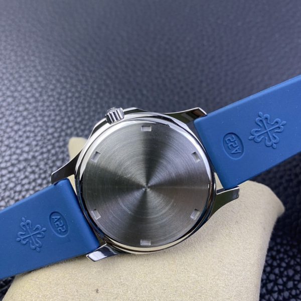 Réplique Patek Philippe Aquanaut Bleu 5067A 022 Montre À Vendre – Image 8
