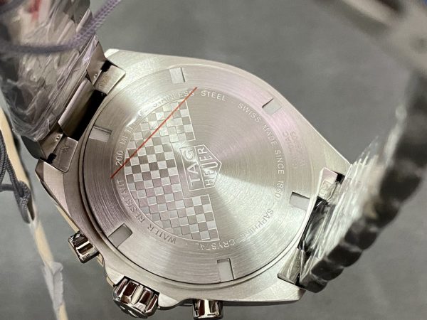 Tag Heuer Formula 1 Chronographe Quartz Cadran Noir CAZ101AC.BA0842 – Image 10