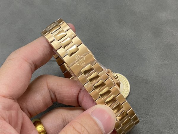 Réplique Patek Philippe Nautilus 5712 1R 001 Montre Homme 40mm – Image 11