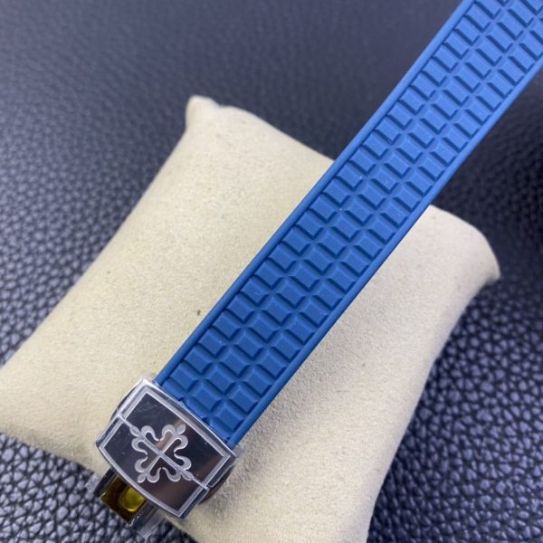 Réplique Patek Philippe Aquanaut Bleu 5067A 022 Montre À Vendre – Image 9