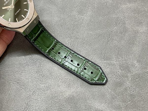 511.NX.8970.LR Hublot Classic Fusion Automatique Vert – Image 11