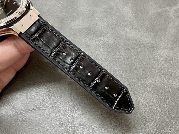 Hublot Classic Fusion 565.nx.1470.lr.1204 38mm – Image 11